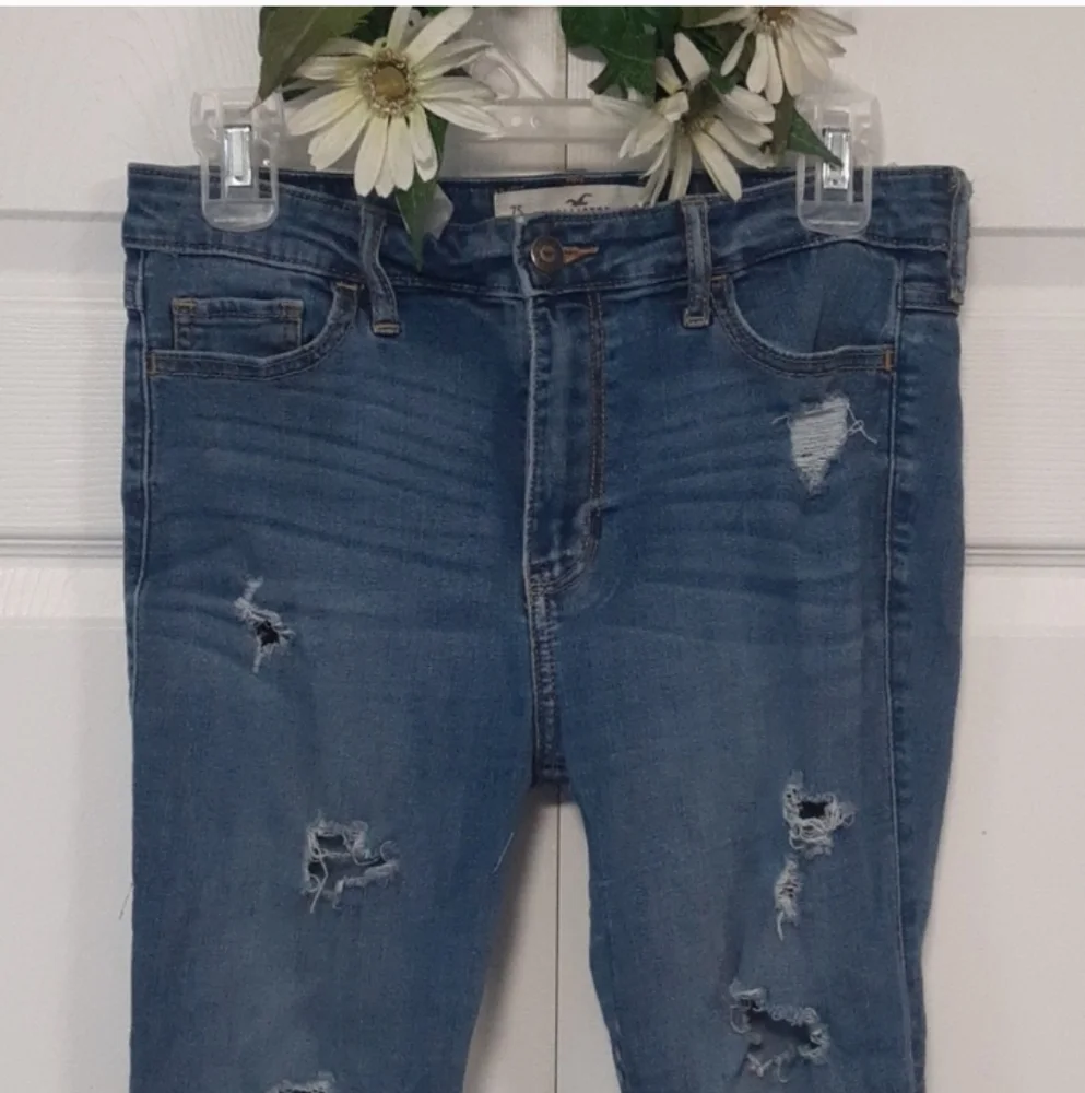 Hollister High Rise Super Skinny Distressed Jeans